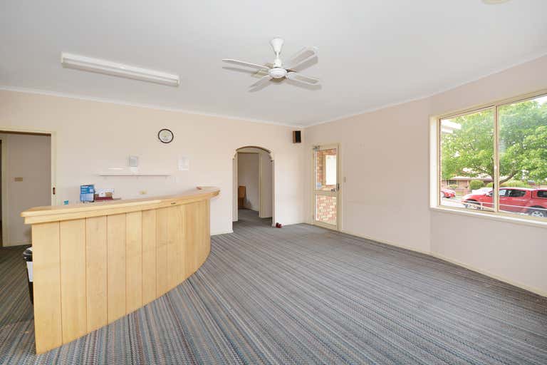 4A Florence St Stawell VIC 3380 - Image 2