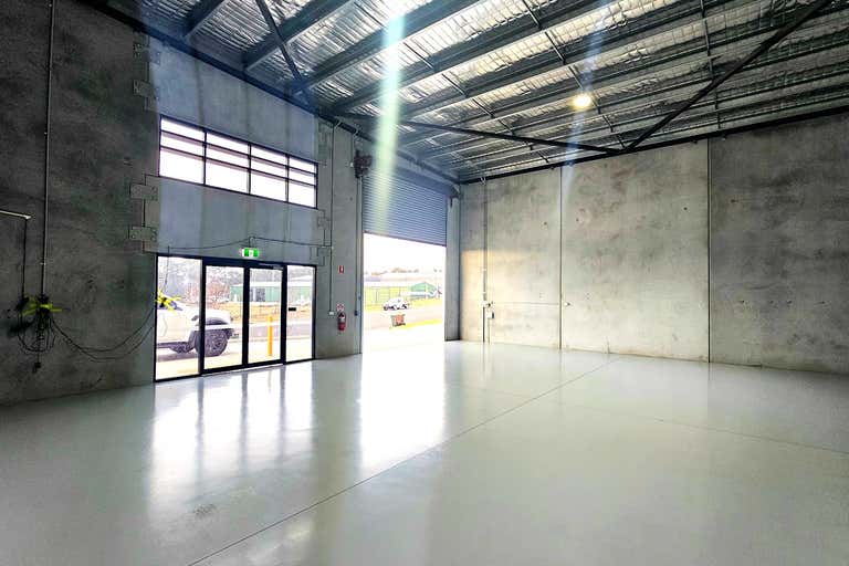 8/41 Hampden Park Bathurst NSW 2795 - Image 2