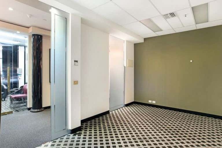 315/1 Queens Road Melbourne VIC 3004 - Image 4