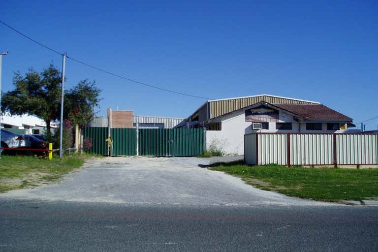 16 Baretta Road Wangara WA 6065 - Image 2