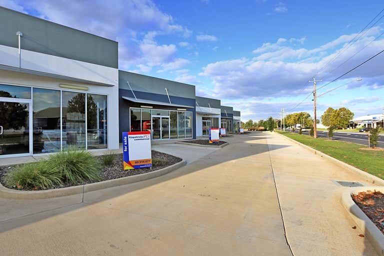 6/181 Hammond Avenue Wagga Wagga NSW 2650 - Image 2