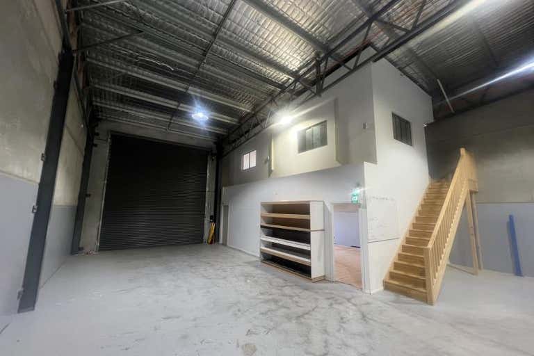 Unit  2, 81 Sawmill Circuit Hume ACT 2620 - Image 4