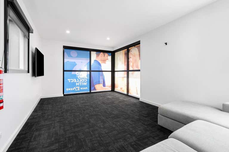 1/10 Kadak Place Breakwater VIC 3219 - Image 3