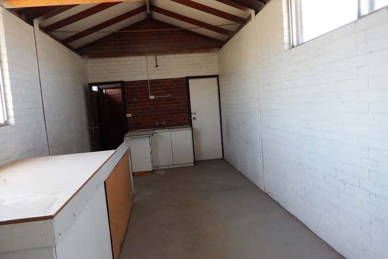 Unit 3, 240 Planet Street Welshpool WA 6106 - Image 4