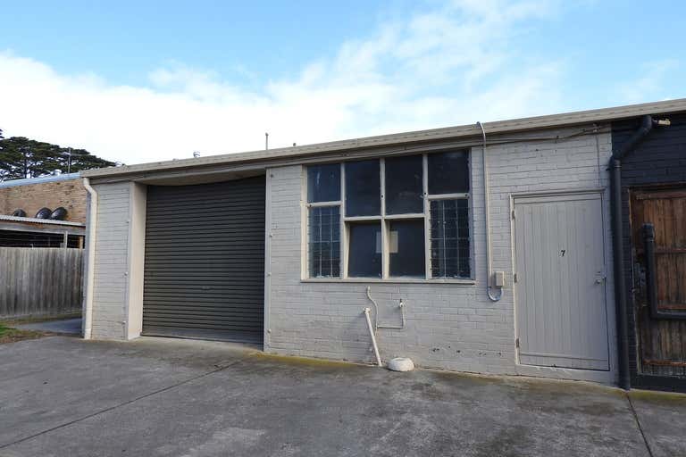 7/20 Charlton Street Cheltenham VIC 3192 - Image 2