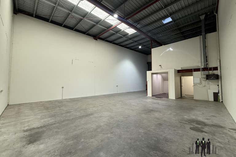 2/471-477 Tufnell Rd Banyo QLD 4014 - Image 3