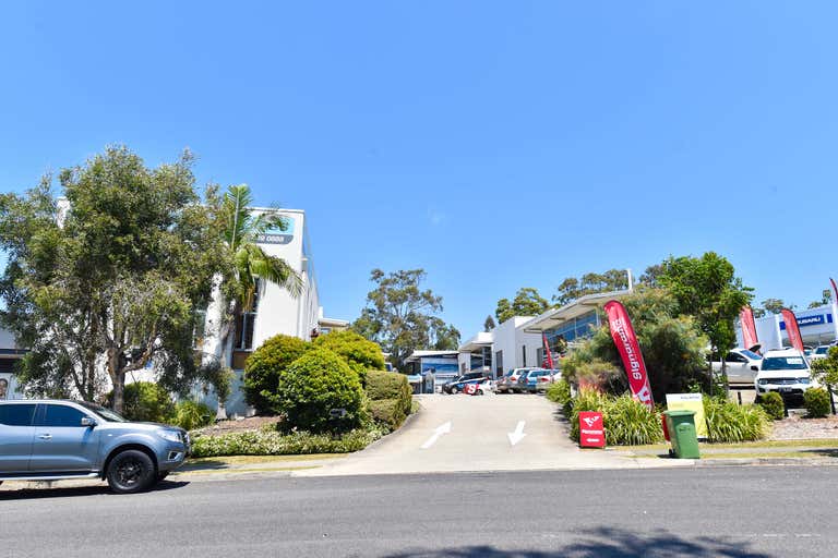 Unit 2/4 Selkirk Drive Noosaville QLD 4566 - Image 4