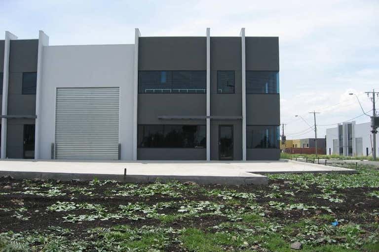 7/100-108 Barry Road Campbellfield VIC 3061 - Image 3