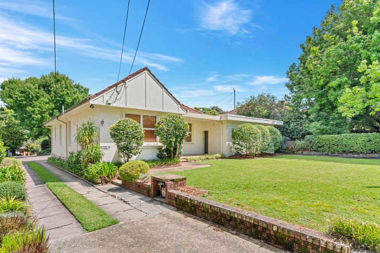 225 Peats Ferry Road Hornsby NSW 2077 - Image 2