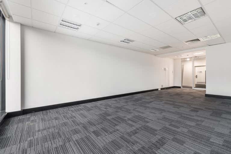 Suite 5.05, 7 Jeffcott Street West Melbourne VIC 3003 - Image 4