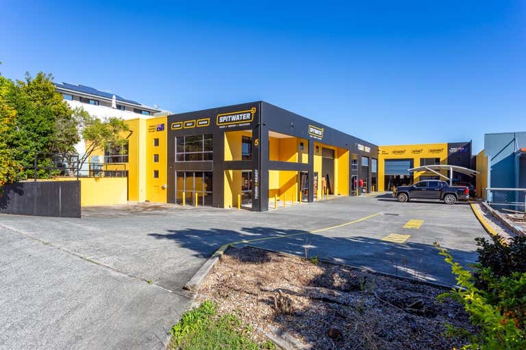 5 Fortitude Crescent Burleigh Heads QLD 4220 - Image 1