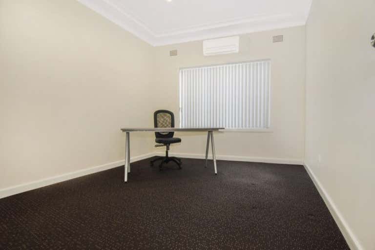 Level 1, Rear/385 Crown Street Wollongong NSW 2500 - Image 4