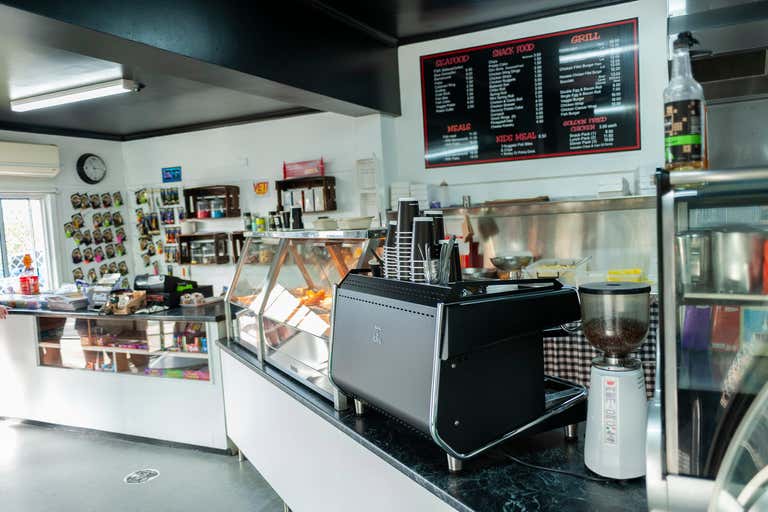 Painters Cafe, 70 Guy Street Corowa NSW 2646 - Image 2