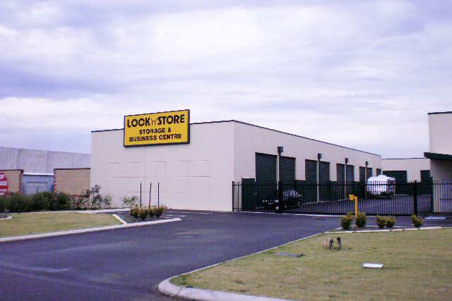 1/28 Tesla Rd Rockingham WA 6168 - Image 1