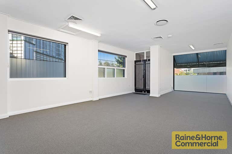 2/4 Anstey Street Albion QLD 4010 - Image 2