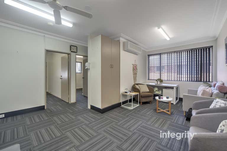 Sold Office at 8 McGrath Avenue, Nowra, NSW 2541