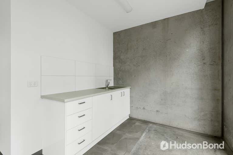 10/1 Matisi Street Thornbury VIC 3071 - Image 4