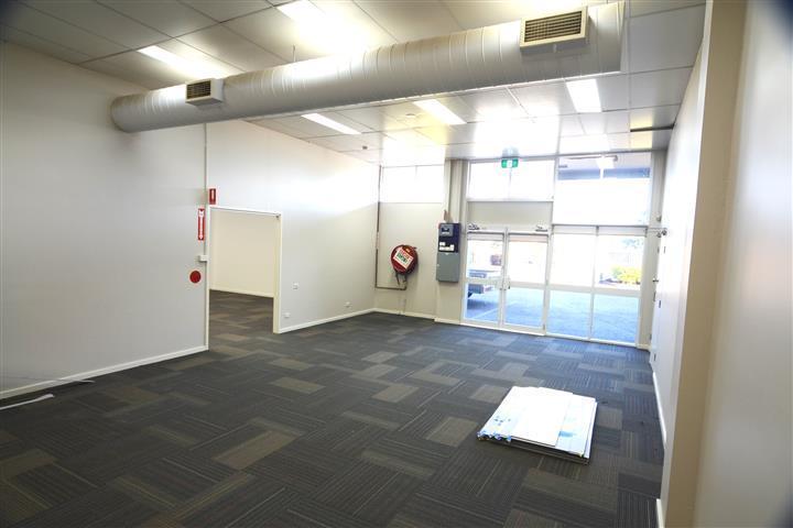 Unit 2/60 Griffith Road & 57 Crescent Road Lambton NSW 2299 - Image 4