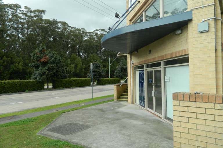 2/2 Moore Street West Gosford NSW 2250 - Image 3
