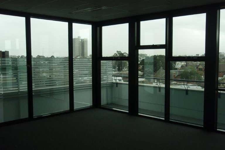 Suite 11, Fifth Floor, 150 Albert Road South Melbourne VIC 3205 - Image 4