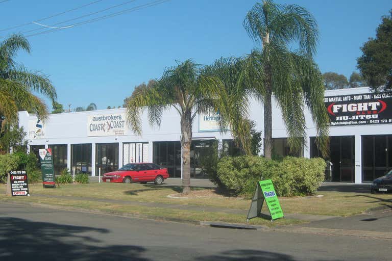 56 Paradise Ave Miami QLD 4220 - Image 1