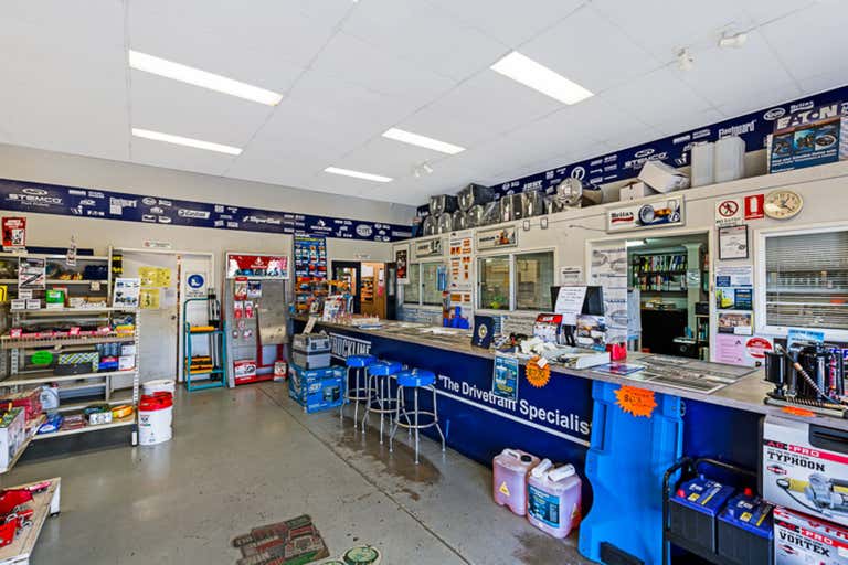 303 Taylor Street Wilsonton QLD 4350 - Image 4