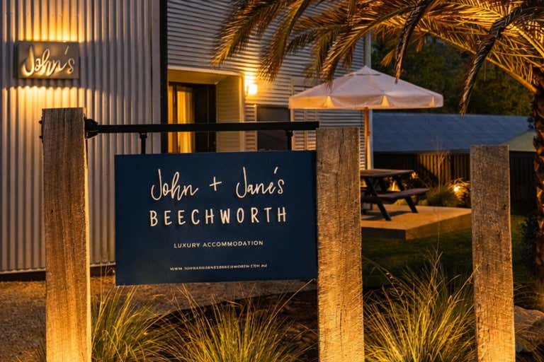 John and Jane's Accommodation, 19 Kars Street Beechworth VIC 3747 - Image 1