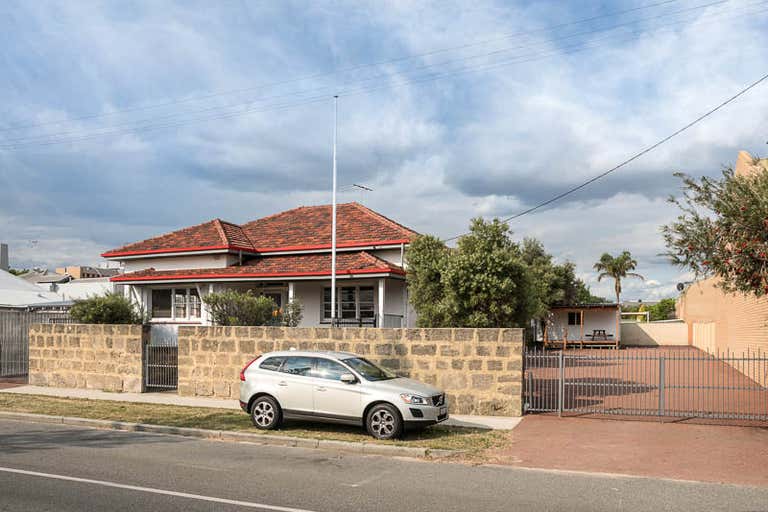 96 Marine Terrace Fremantle WA 6160 - Image 2