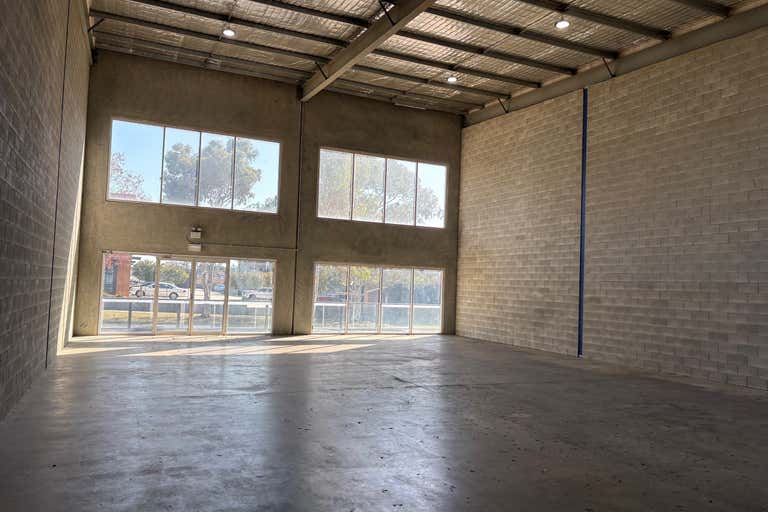 Unit 12, 8 Beaconsfield Street Fyshwick ACT 2609 - Image 4