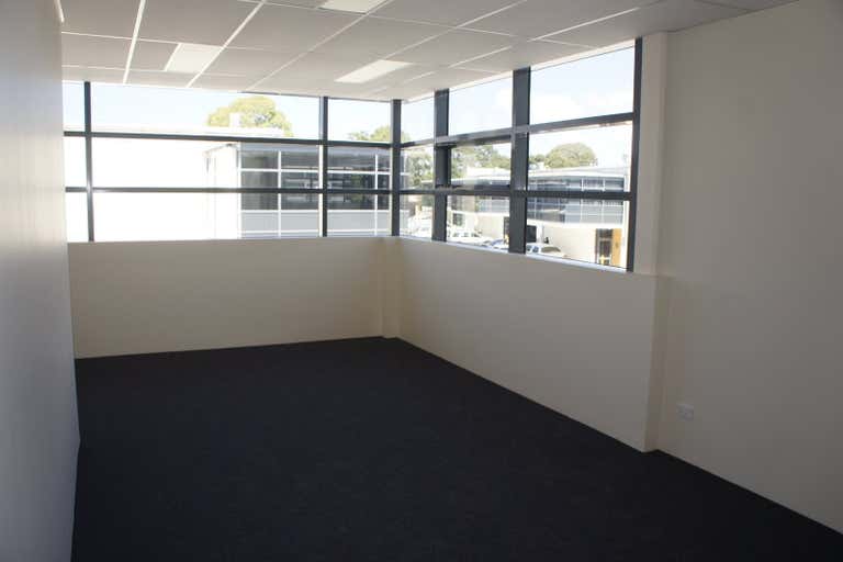 Unit 2, 54 Beach Street Kogarah NSW 2217 - Image 4