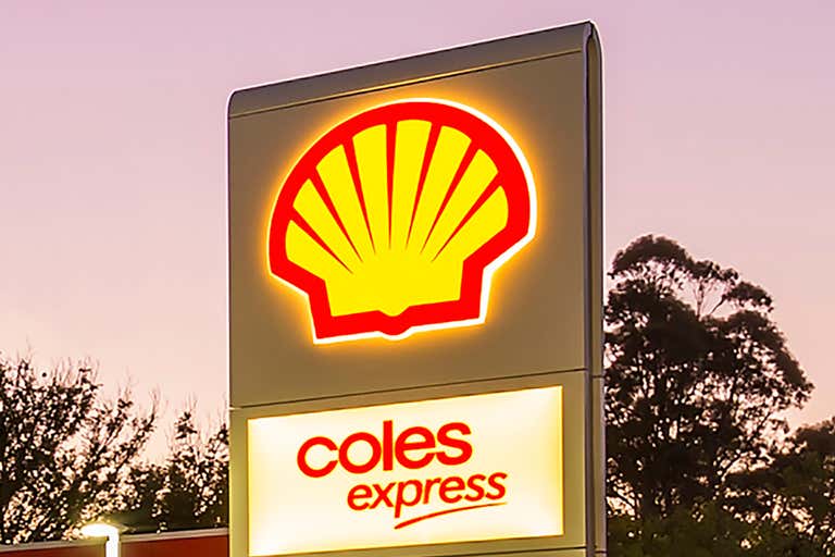 Shell/Viva Energy, 23 & 25-27 Dean Street (Newell Highway) Tocumwal NSW 2714 - Image 2