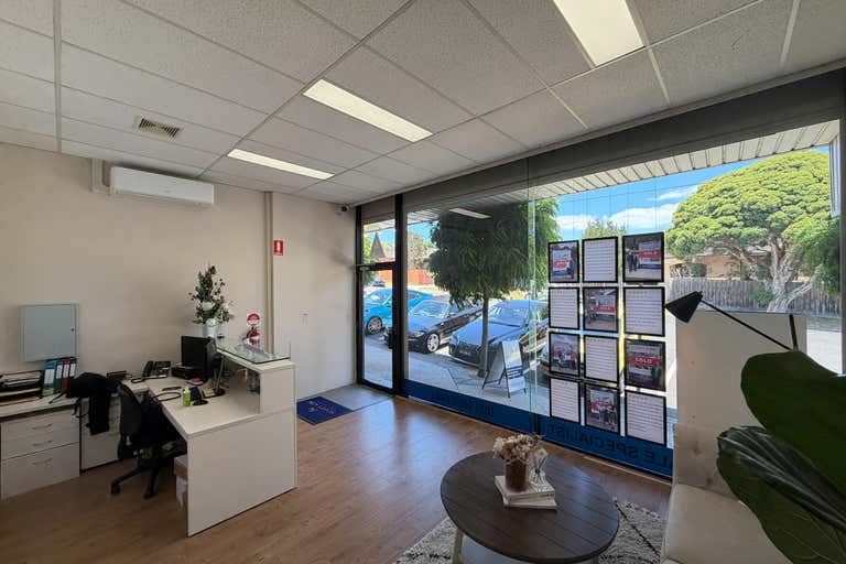 5 Barlyn Road Mount Waverley VIC 3149 - Image 1