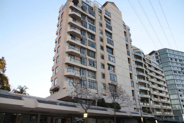 Harbourlights, Unit 5, 102-108 Alfred Street Milsons Point NSW 2061 - Image 1