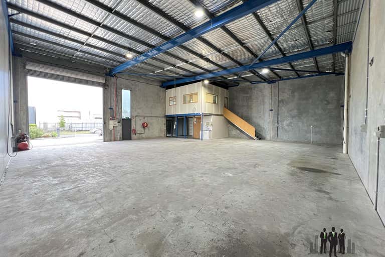 1/17 Redcliffe Gardens Dr Clontarf QLD 4019 - Image 2