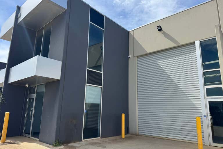 1/87 Riverside Avenue Werribee VIC 3030 - Image 1