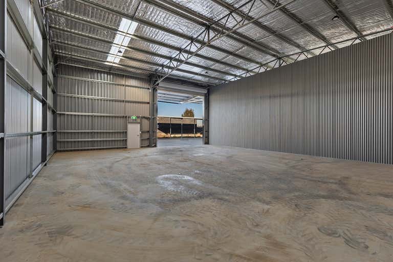 2/11 Houtman Street Wagga Wagga NSW 2650 - Image 4