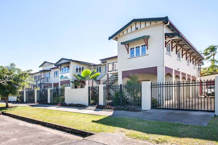 216 Draper Street Parramatta Park QLD 4870 - Image 2