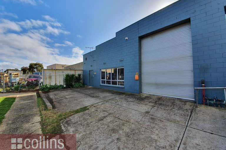 1/17 Patrick  Crt Seaford VIC 3198 - Image 2