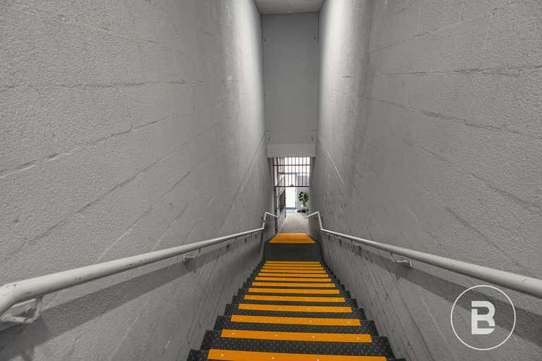 7521, 2/ 1247 Howitt Street Wendouree VIC 3355 - Image 2