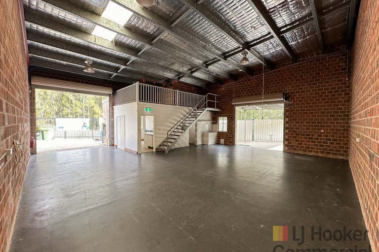 5/8 Bonnal Road Erina NSW 2250 - Image 1