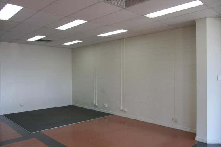 Post Office Centre, 90-94 Byrnes Street Mareeba QLD 4880 - Image 4