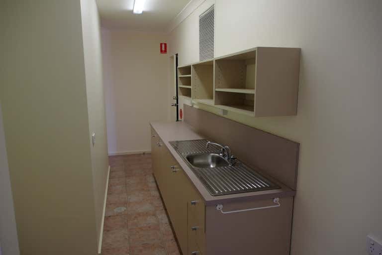 8 Symonds Street Royal Park SA 5014 - Image 3