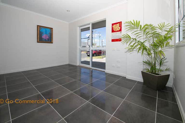 34 Barry Street Bungalow QLD 4870 - Image 3