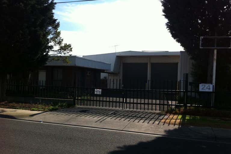 24 Albemarle Street Williamstown North VIC 3016 - Image 1