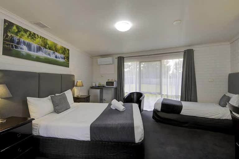 Frankston VIC 3199 - Image 4