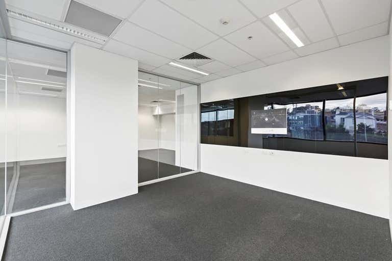 Suite 301, 9 Yarra Street South Yarra VIC 3141 - Image 3