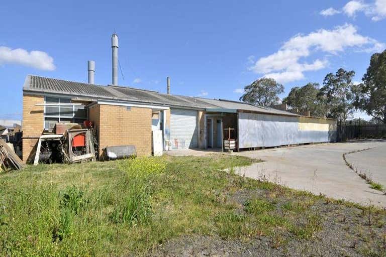 35 Crissane Road Heidelberg West VIC 3081 - Image 3