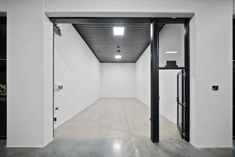 18/198 Rooks Road Vermont VIC 3133 - Image 2