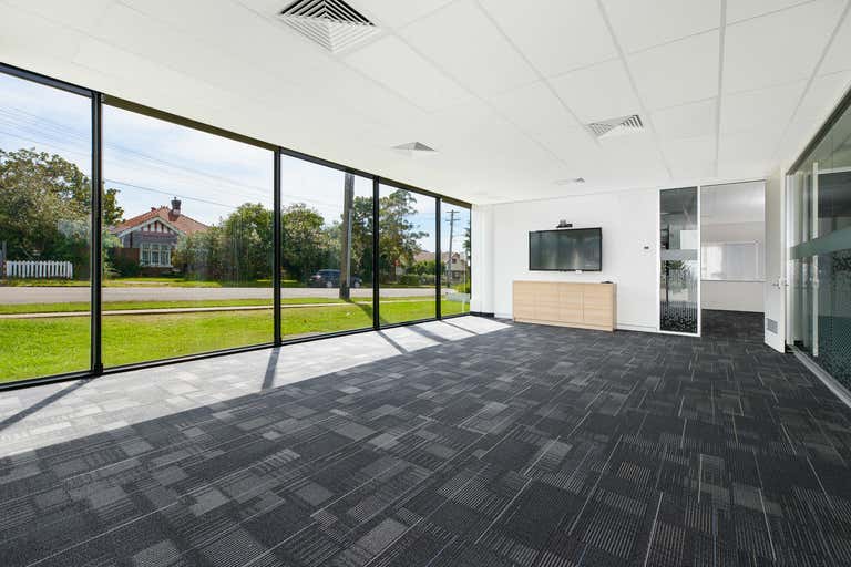 Suites/6-18 Bridge Road Hornsby NSW 2077 - Image 2