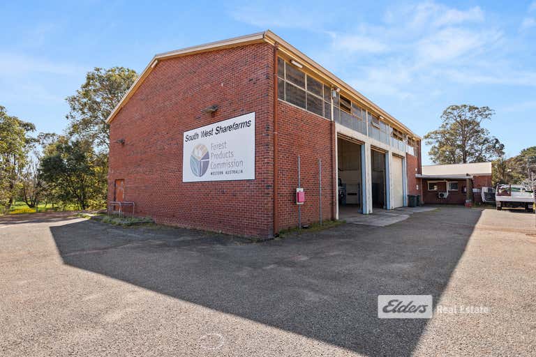 20 Throssell Street Collie WA 6225 - Image 2